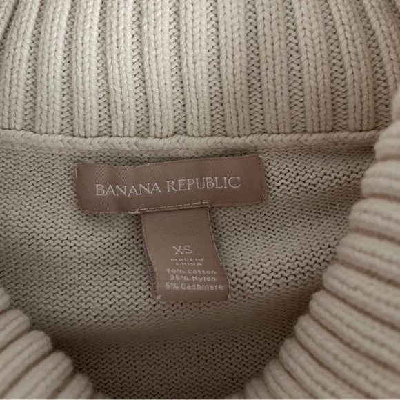 Banana Republic White Knit Turtleneck Poncho Sweater (XS) - Picture 6 of 6